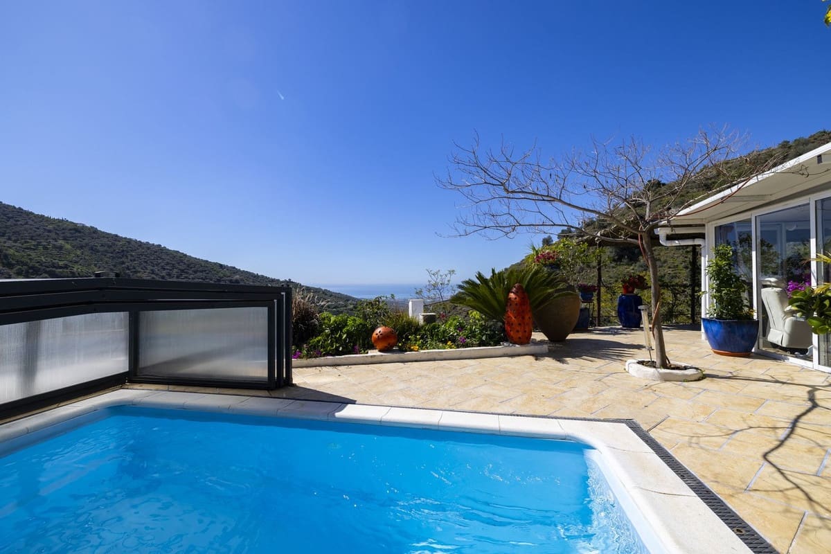 3 Zimmer Villa zu verkaufen in Arenas mit Pool Garage - 439.000 € (Ref: 8410144)