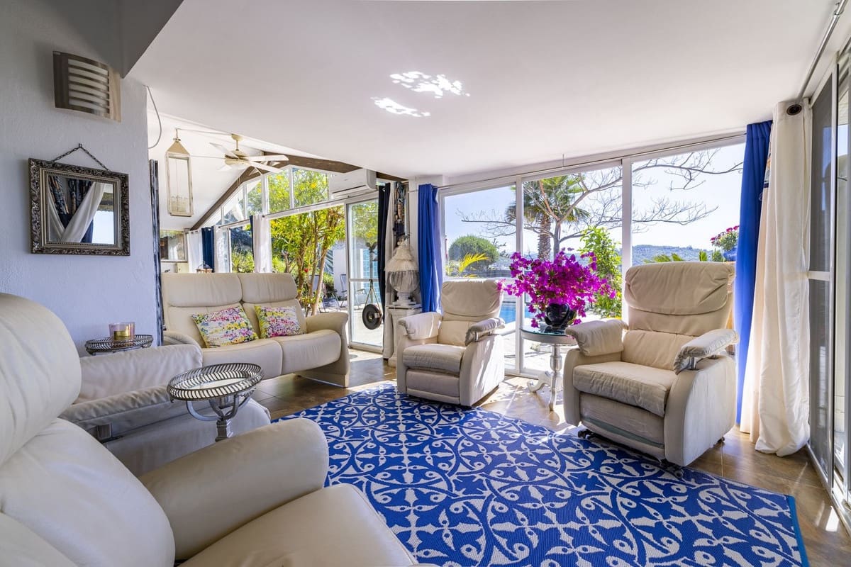 3 Zimmer Villa zu verkaufen in Arenas mit Pool Garage - 439.000 € (Ref: 8410144)