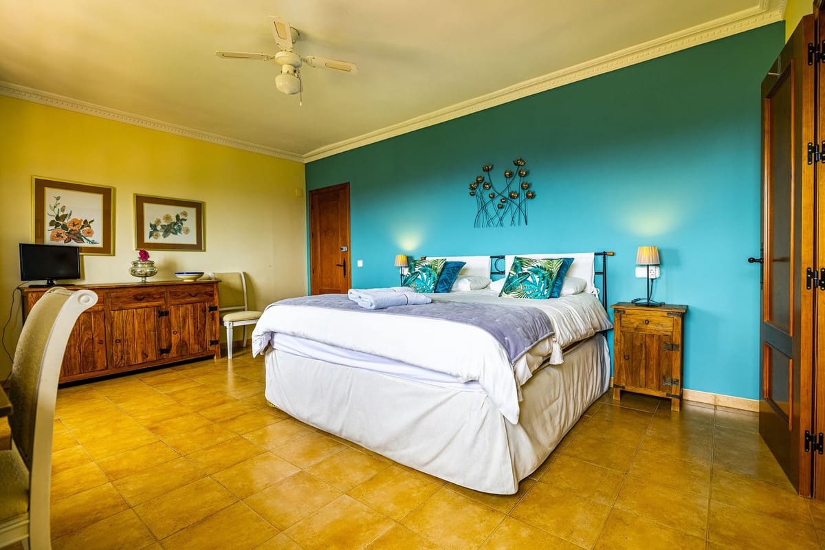 5 soveværelse Villa til salg i Competa med swimmingpool garage - € 785.000 (Ref: 8410161)