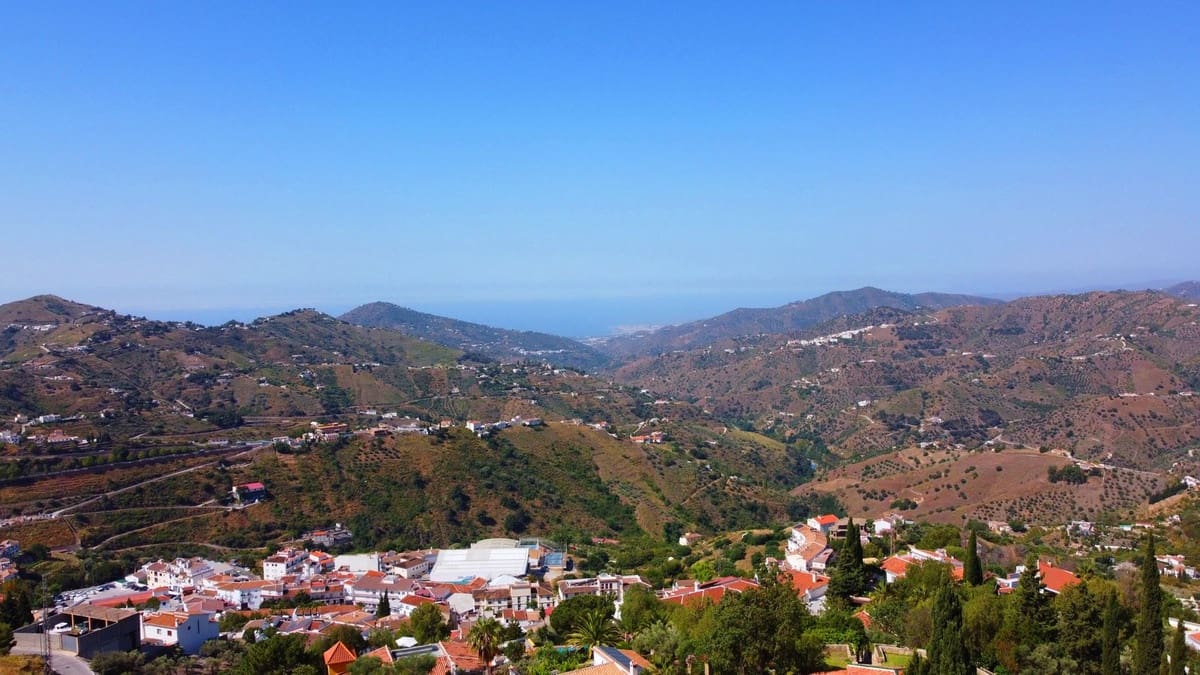 5 soveværelse Villa til salg i Competa med swimmingpool garage - € 785.000 (Ref: 8410161)