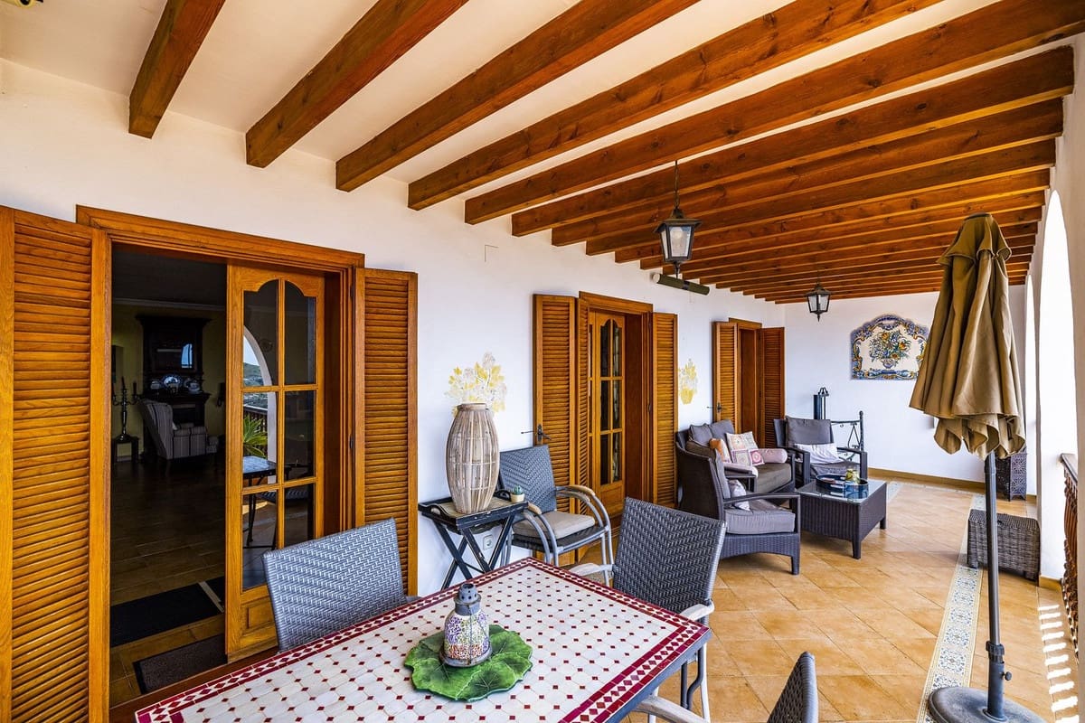 5 soveværelse Villa til salg i Competa med swimmingpool garage - € 785.000 (Ref: 8410161)