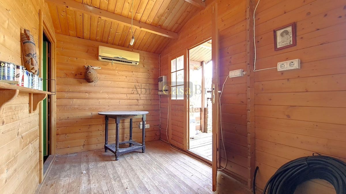 Chalet de 4 habitaciones en Canillas de Albaida en venta con piscina garaje - 650.000 € (Ref: 8410162)