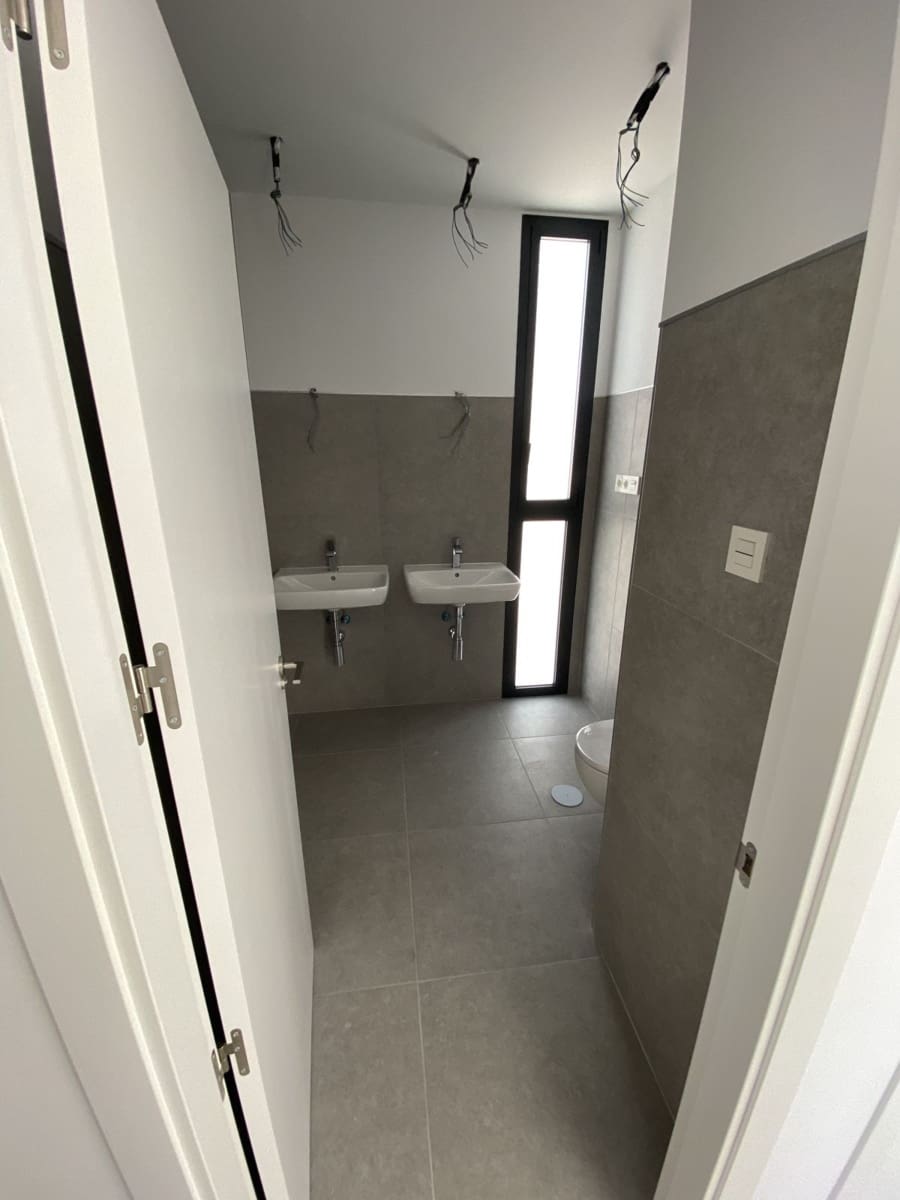 Pareado de 3 habitaciones en Torre del Mar en venta con piscina garaje - 549.900 € (Ref: 8410180)