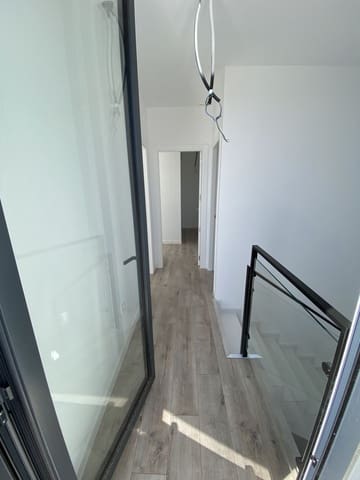 Pareado de 3 habitaciones en Torre del Mar, Vélez-Málaga en venta con piscina garaje - 549.900 € (Ref: 8410180)