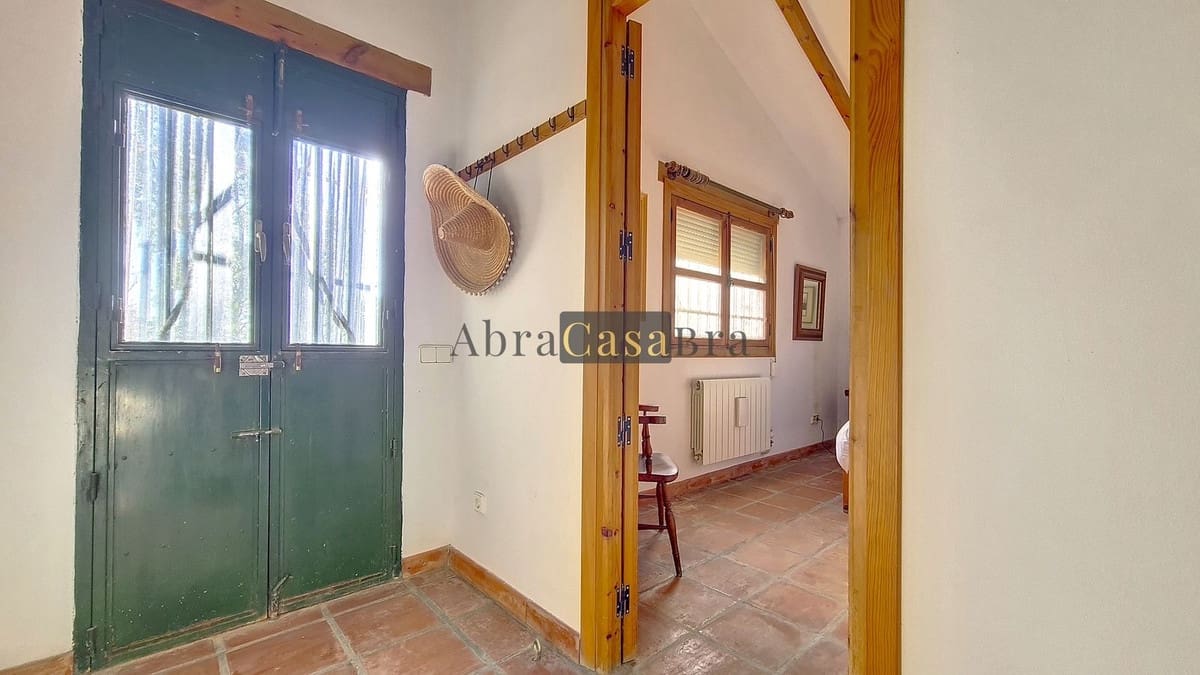 3 soveværelse Finca/Landehus til salg i Sedella med swimmingpool garage - € 398.000 (Ref: 8410185)