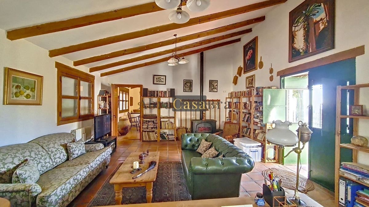 3 soveværelse Finca/Landehus til salg i Sedella med swimmingpool garage - € 398.000 (Ref: 8410185)