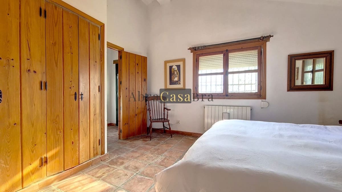 3 soveværelse Finca/Landehus til salg i Sedella med swimmingpool garage - € 398.000 (Ref: 8410185)