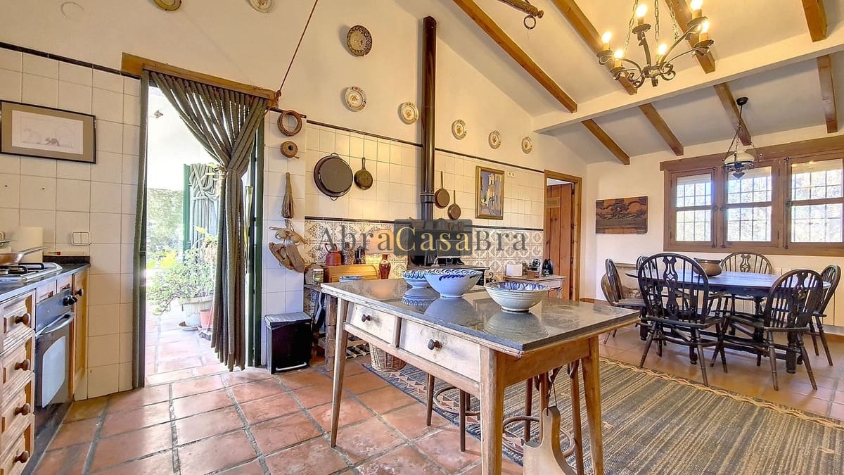 Finca/Casa Rural de 3 habitaciones en Sedella en venta con piscina garaje - 398.000 € (Ref: 8410185)