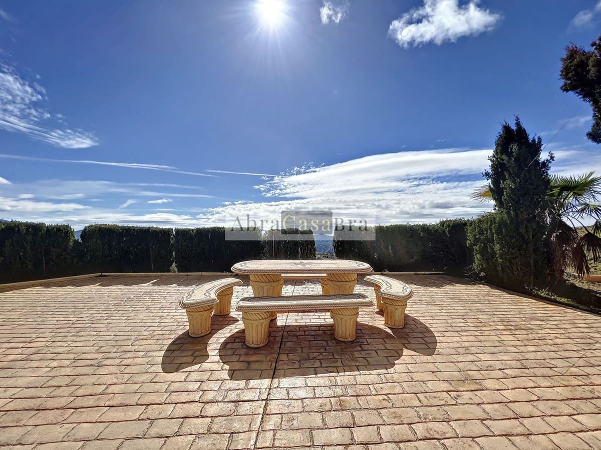 4 slaapkamer Villa te koop in Canillas de Aceituno met zwembad - € 480.000 (Ref: 8410186)