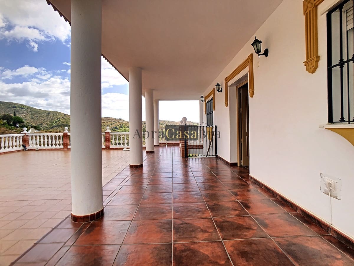 5 chambre Villa/Maison à vendre à Sedella avec garage - 419 000 € (Ref: 8410188)