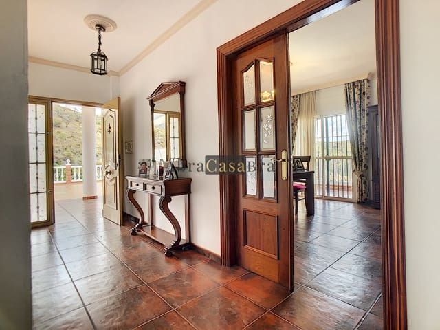 5 chambre Villa/Maison à vendre à Sedella avec garage - 419 000 € (Ref: 8410188)