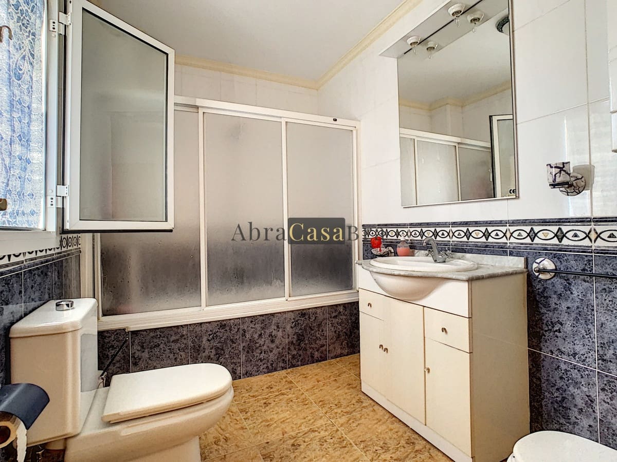 6 slaapkamer Restaurant/bar te koop in Alfarnatejo met garage - € 420.000 (Ref: 8410193)