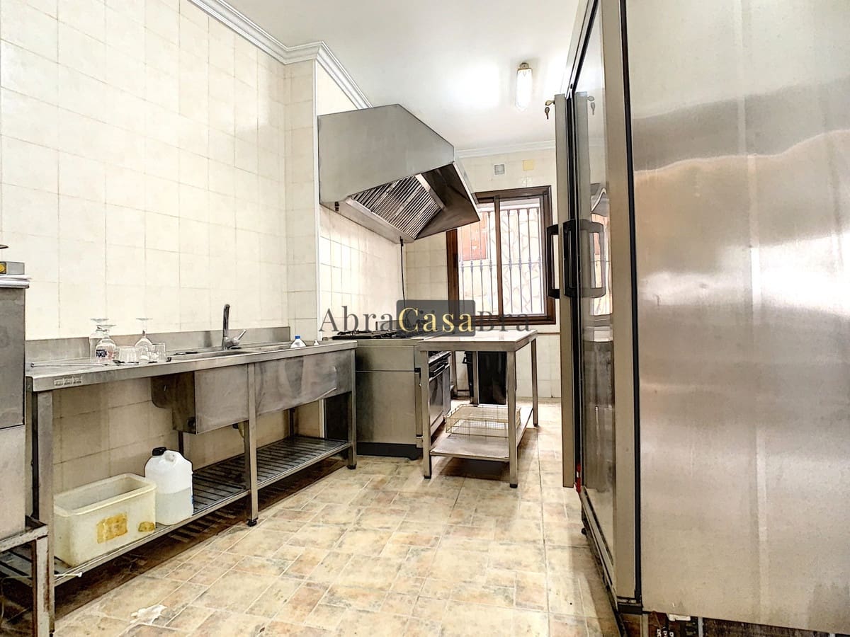 6 slaapkamer Restaurant/bar te koop in Alfarnatejo met garage - € 420.000 (Ref: 8410193)