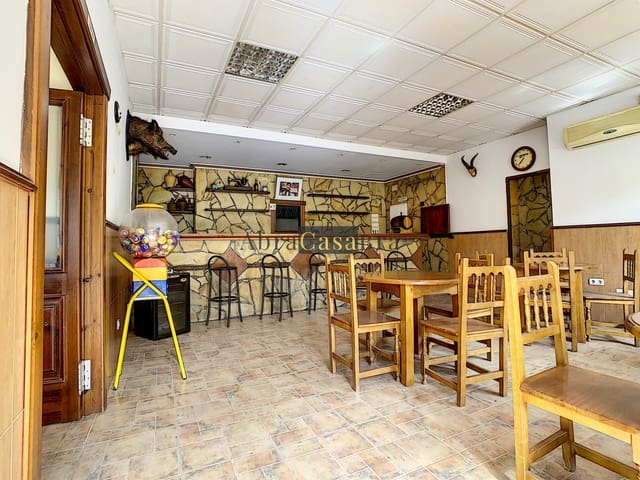 6 slaapkamer Restaurant/bar te koop in Alfarnatejo met garage - € 420.000 (Ref: 8410193)