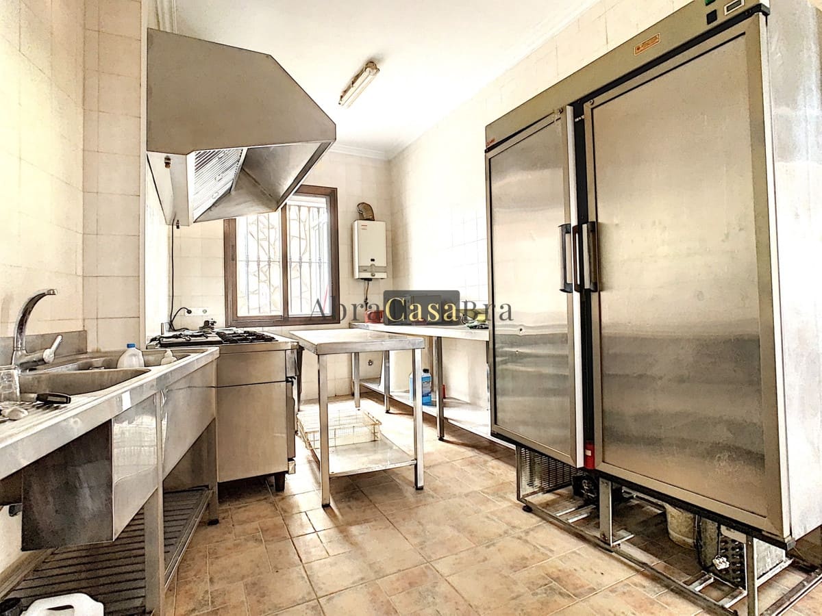 6 slaapkamer Restaurant/bar te koop in Alfarnatejo met garage - € 420.000 (Ref: 8410193)