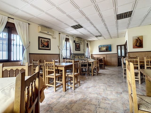 6 slaapkamer Restaurant/bar te koop in Alfarnatejo met garage - € 420.000 (Ref: 8410193)