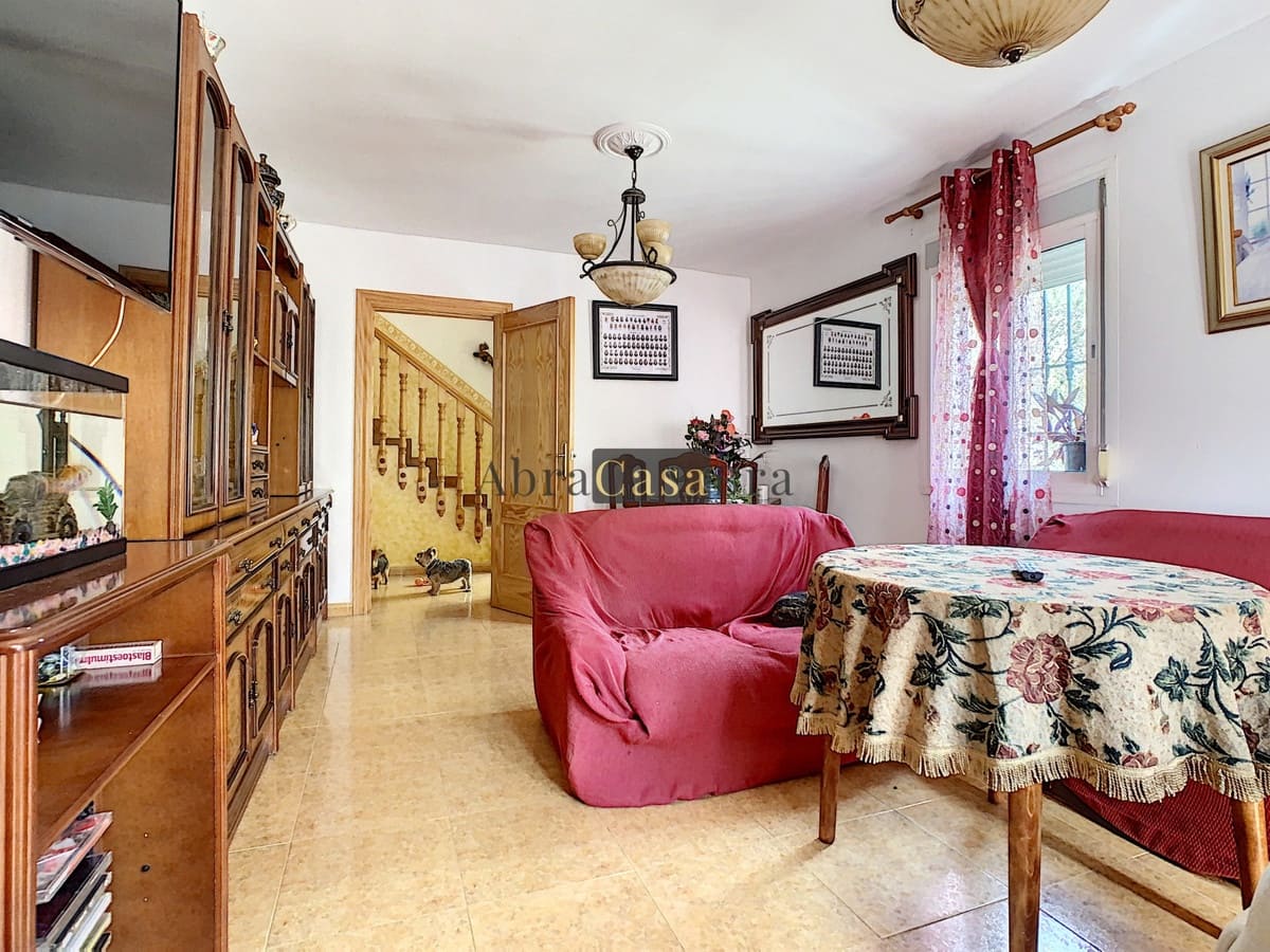 6 slaapkamer Restaurant/bar te koop in Alfarnatejo met garage - € 420.000 (Ref: 8410193)