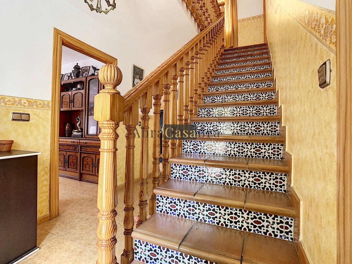 6 slaapkamer Restaurant/bar te koop in Alfarnatejo met garage - € 420.000 (Ref: 8410193)