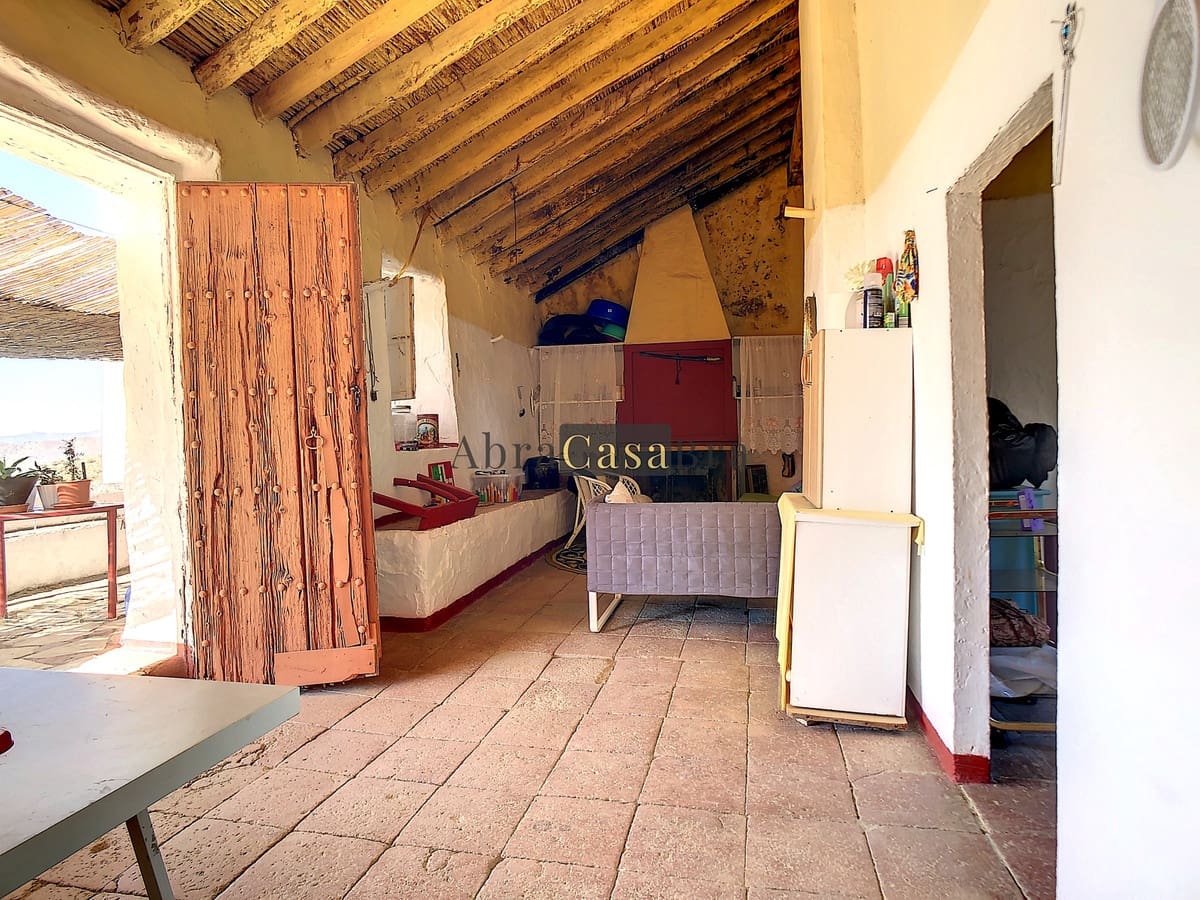 Finca/Casa Rural de 4 habitaciones en Canillas de Aceituno en venta con garaje - 350.000 € (Ref: 8410204)