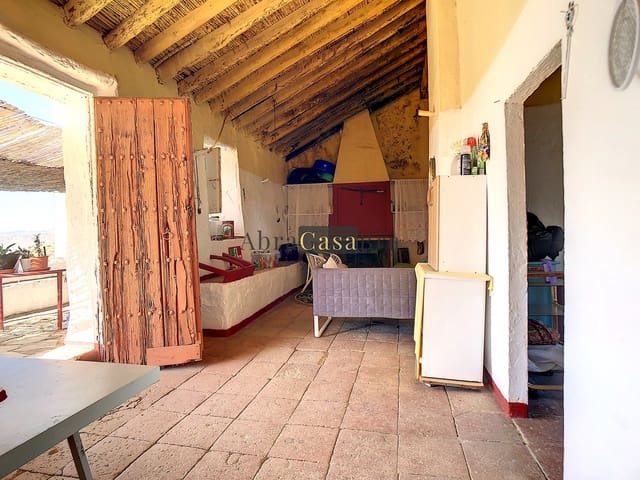 Finca/Casa Rural de 4 habitaciones en Canillas de Aceituno en venta con garaje - 350.000 € (Ref: 8410204)