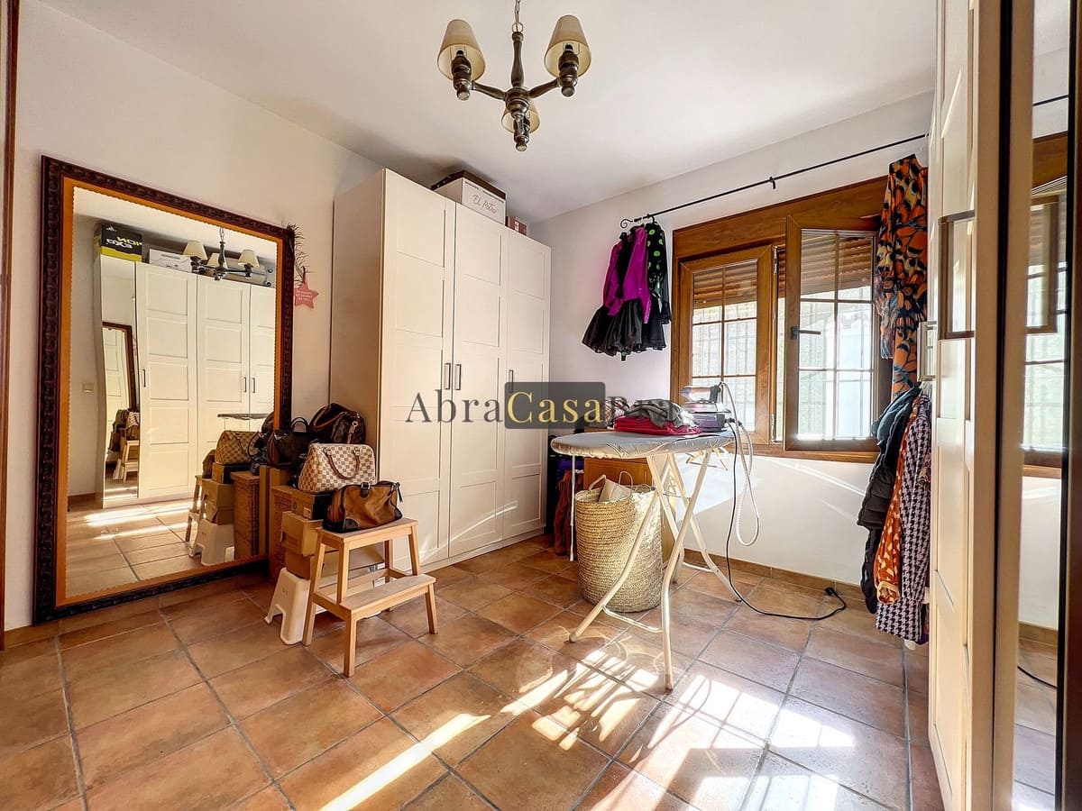 3 slaapkamer Villa te koop in Canillas de Aceituno met garage - € 319.000 (Ref: 8410210)