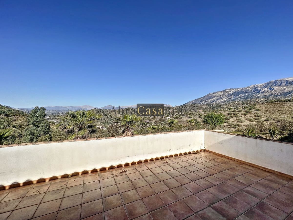 3 slaapkamer Villa te koop in Canillas de Aceituno met garage - € 319.000 (Ref: 8410210)