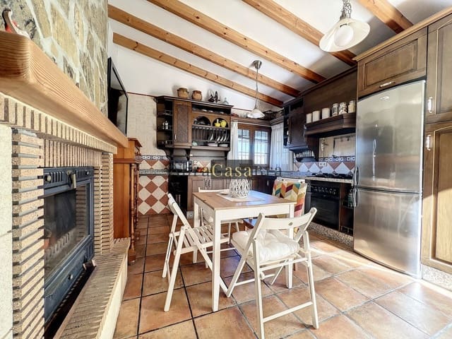 3 slaapkamer Villa te koop in Canillas de Aceituno met garage - € 319.000 (Ref: 8410210)