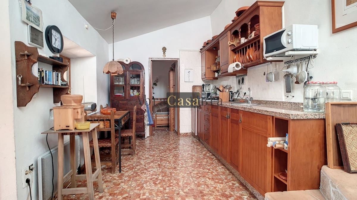 2 soveværelse Villa til salg i Arenas - € 190.000 (Ref: 8410596)