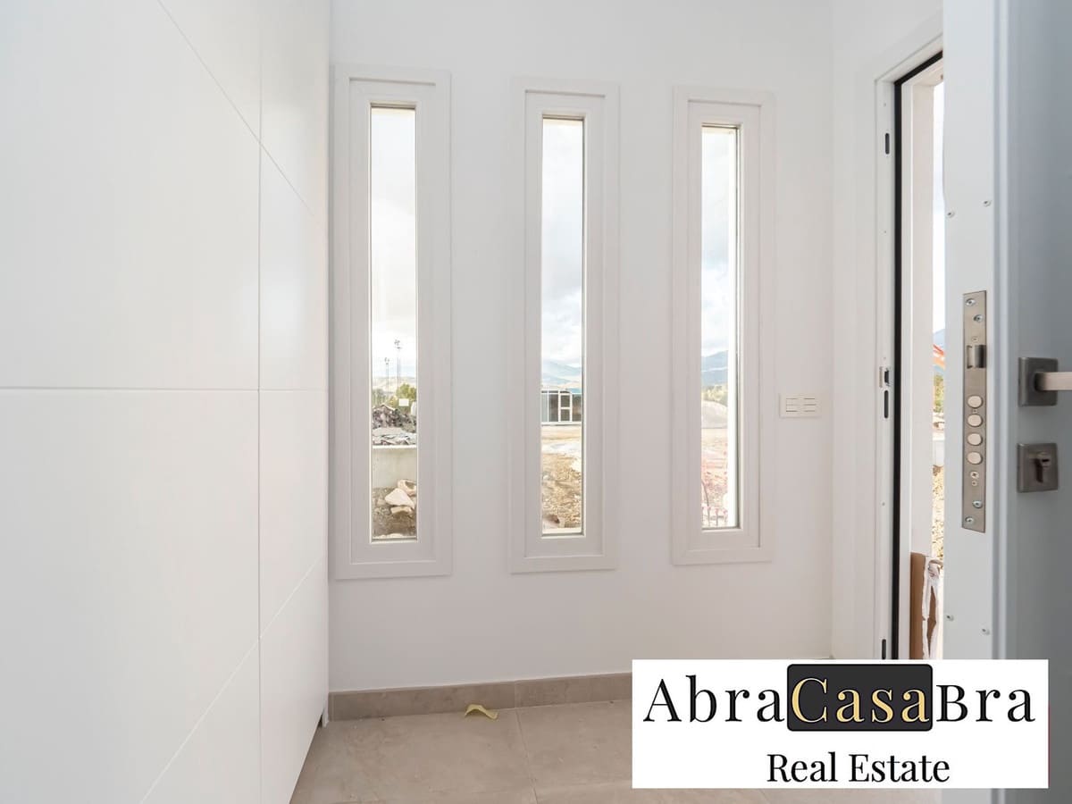 3 soveværelse Villa til salg i Vinuela med garage - € 365.000 (Ref: 8410597)