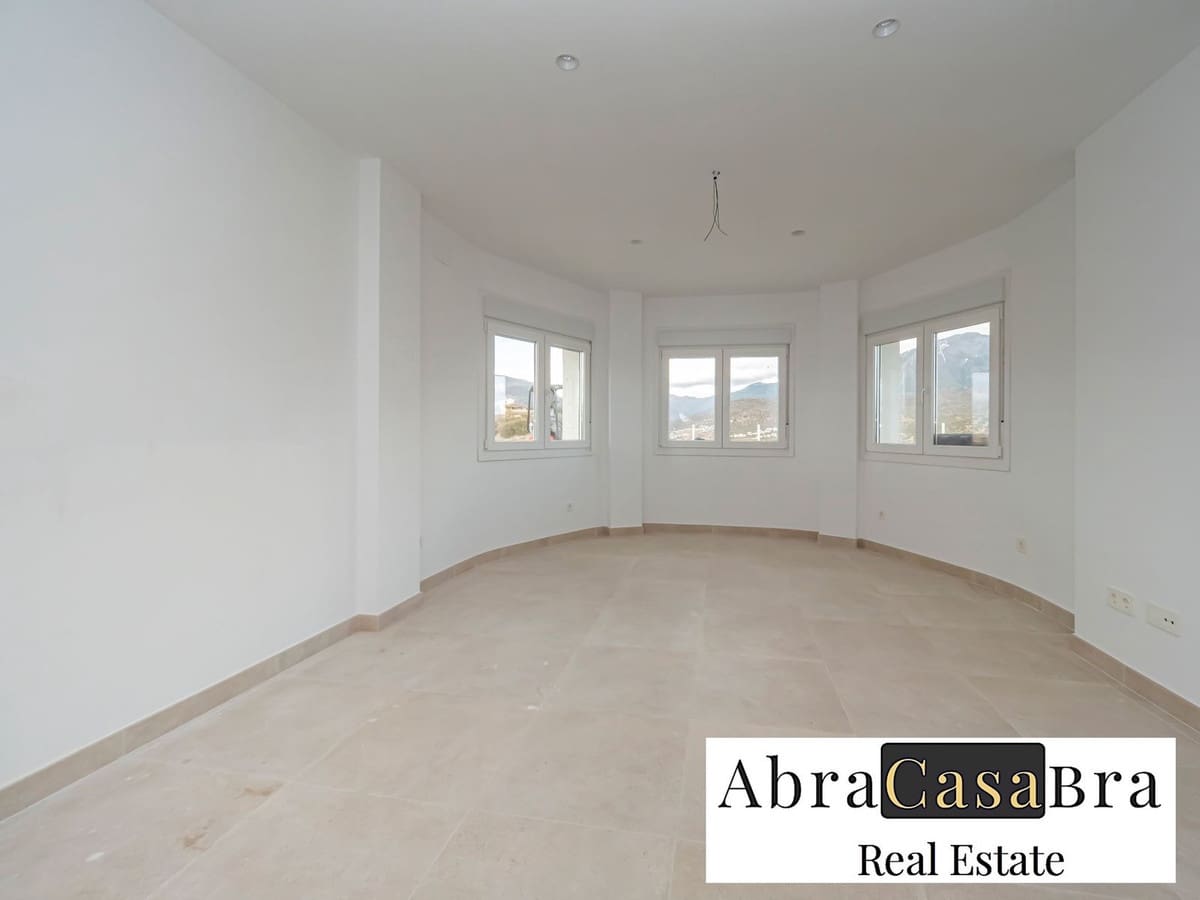 3 soveværelse Villa til salg i Vinuela med garage - € 365.000 (Ref: 8410597)