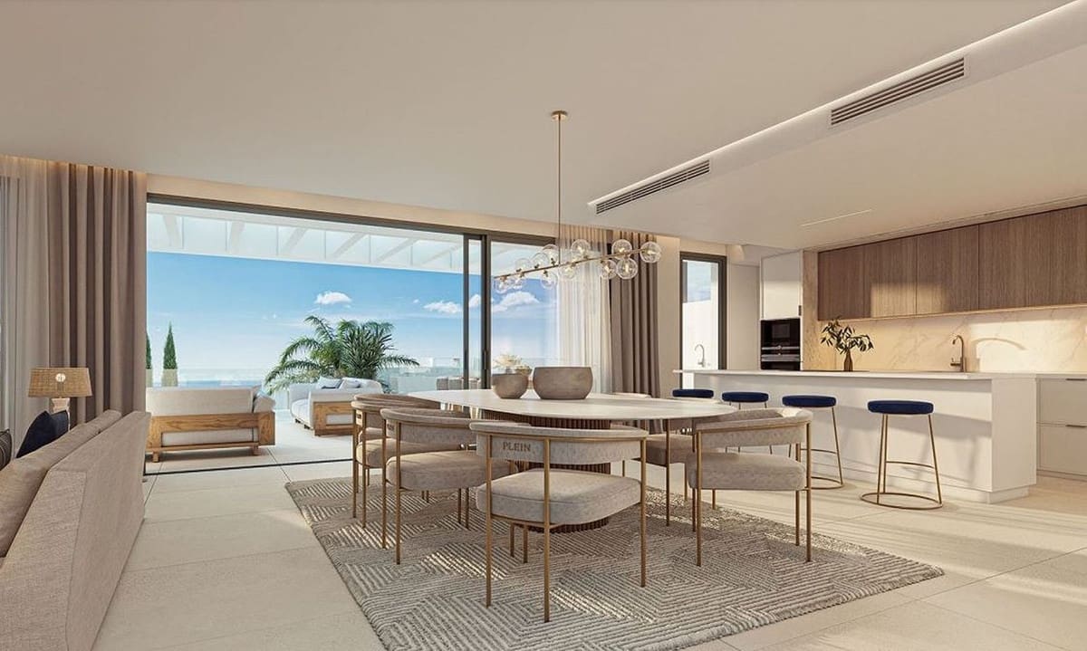 4 bedroom Semi-detached Villa for sale in Marbella with pool garage - € 1,495,000 (Ref: 8410599)