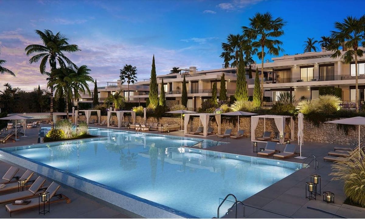 3 Zimmer Doppelhaus zu verkaufen in Marbella mit Pool Garage - 1.190.000 € (Ref: 8410602)