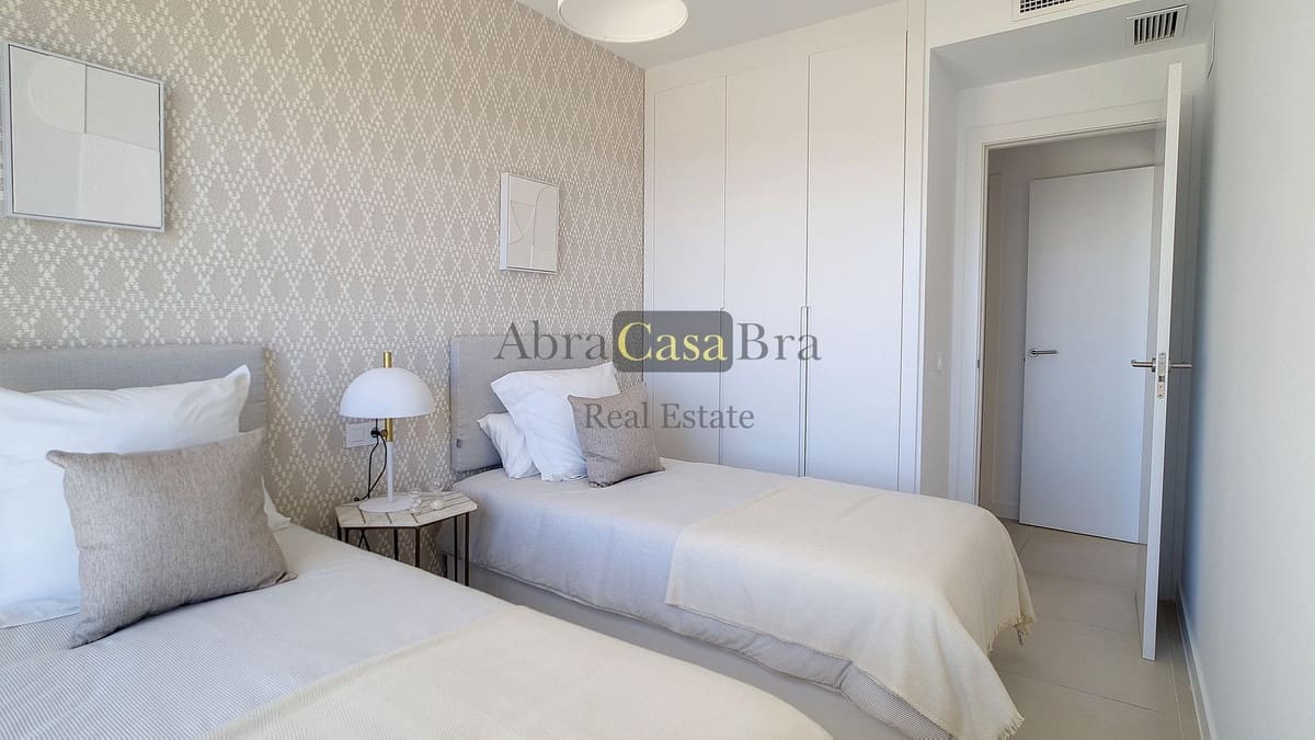 2 bedroom Apartment for sale in Rincon de la Victoria with pool garage - € 510,000 (Ref: 8410632)