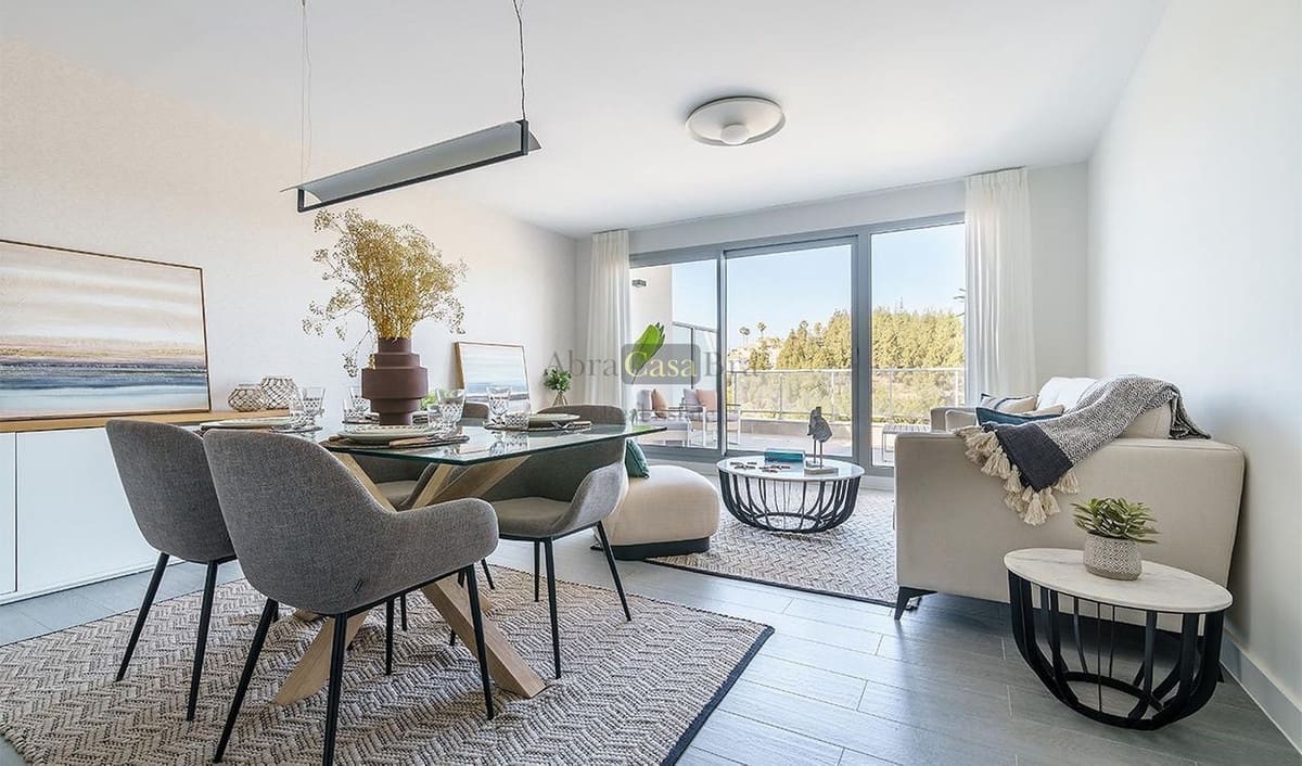 2 soveværelse Lejlighed til salg i Mijas Costa med swimmingpool garage - € 331.200 (Ref: 8410648)