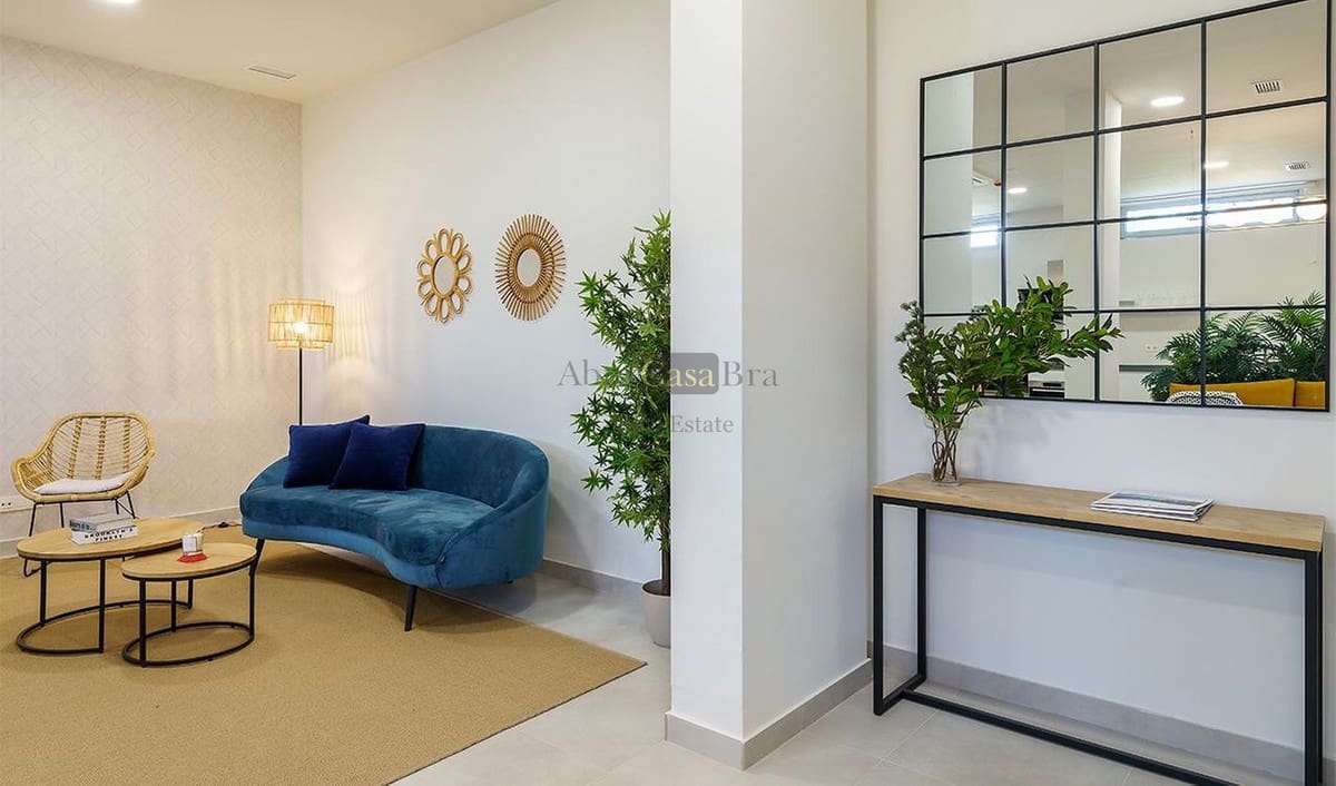 2 soveværelse Lejlighed til salg i Mijas Costa med swimmingpool garage - € 331.200 (Ref: 8410648)