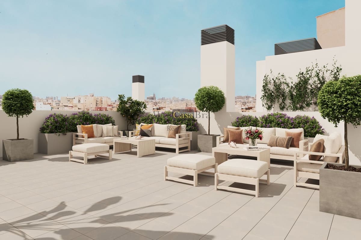 2 bedroom Apartment for sale in Malaga city with pool garage - € 450,000 (Ref: 8410670)