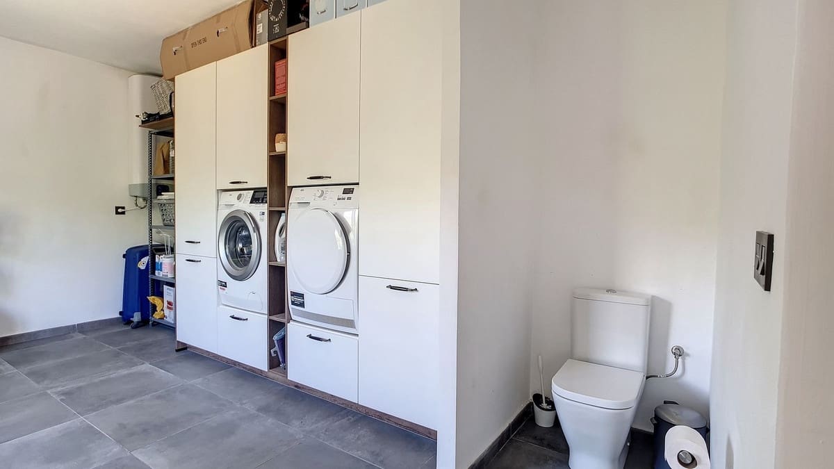 3 quarto Quinta/Casa Rural para venda em Velez-Malaga com piscina garagem - 1 225 000 € (Ref: 8410791)