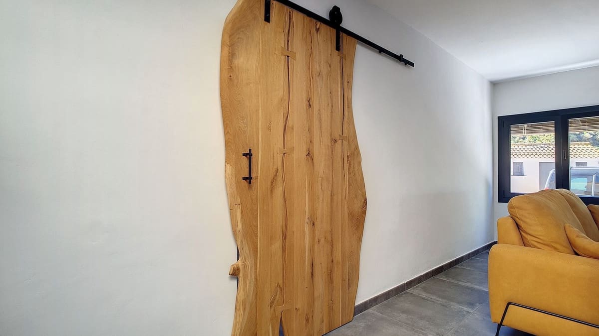 3 soveværelse Finca/Landehus til salg i Velez-Malaga med swimmingpool garage - € 1.150.000 (Ref: 8410791)