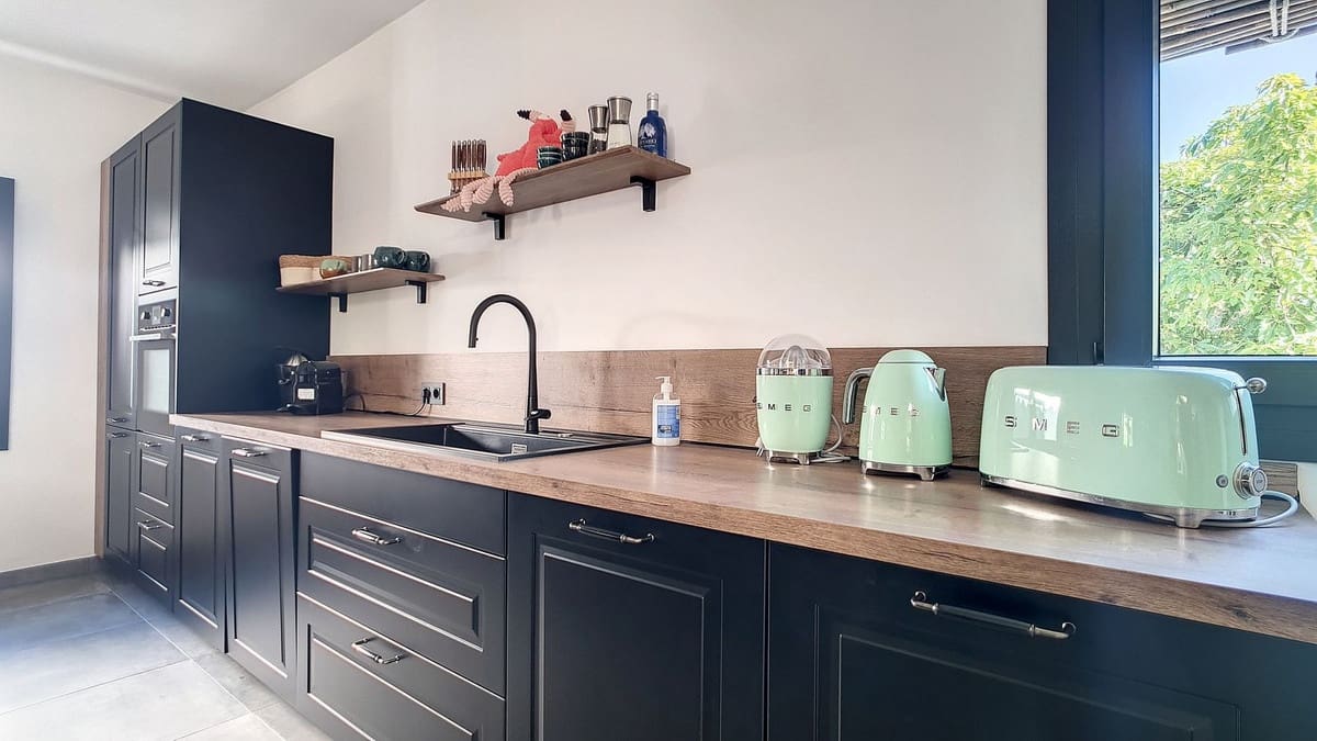 3 soveværelse Finca/Landehus til salg i Velez-Malaga med swimmingpool garage - € 1.150.000 (Ref: 8410791)