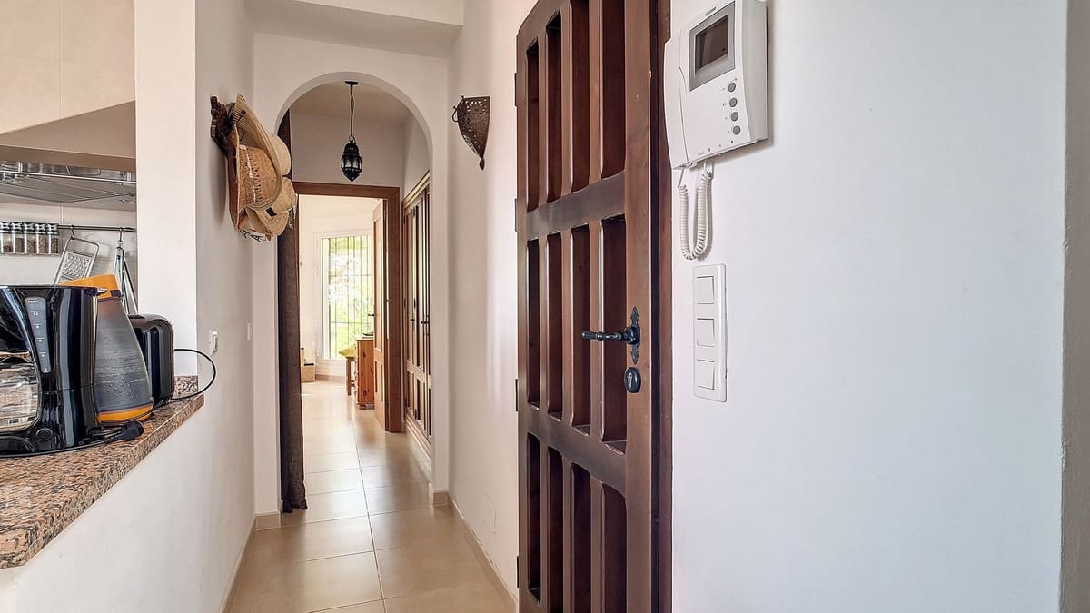 3 quarto Moradia para venda em Arenas com piscina garagem - 695 000 € (Ref: 8410795)