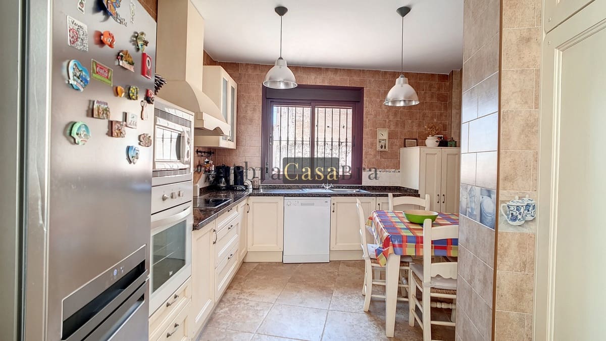 3 chambre Maison de Ville à vendre à Salares avec piscine - 209 000 € (Ref: 8410822)