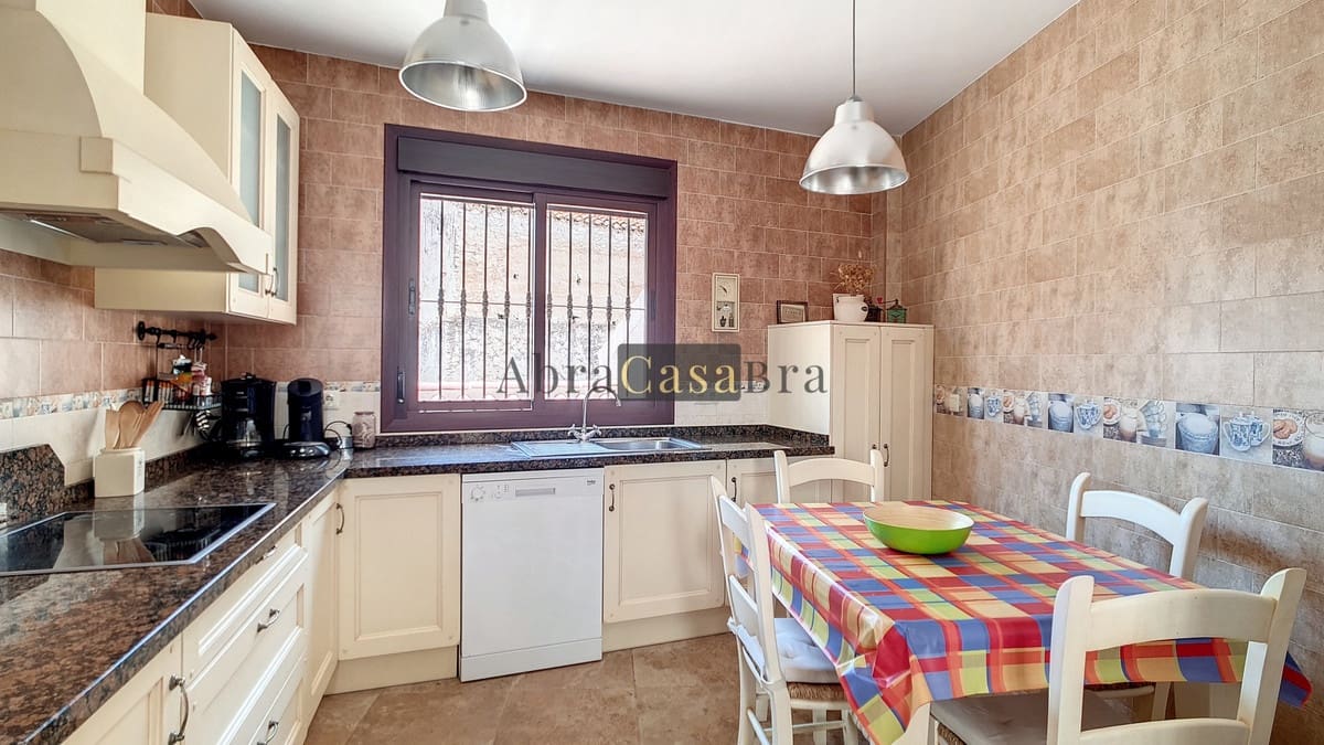 3 chambre Maison de Ville à vendre à Salares avec piscine - 209 000 € (Ref: 8410822)