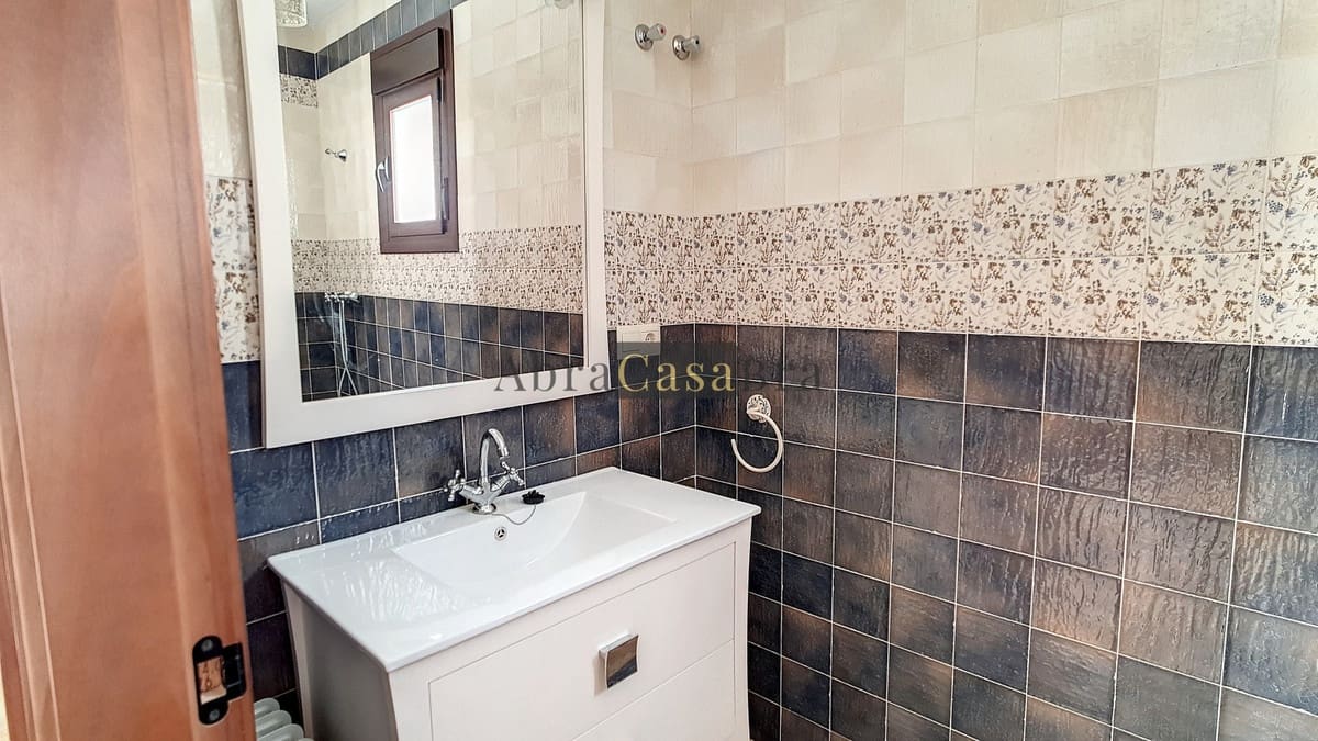 3 chambre Maison de Ville à vendre à Salares avec piscine - 209 000 € (Ref: 8410822)