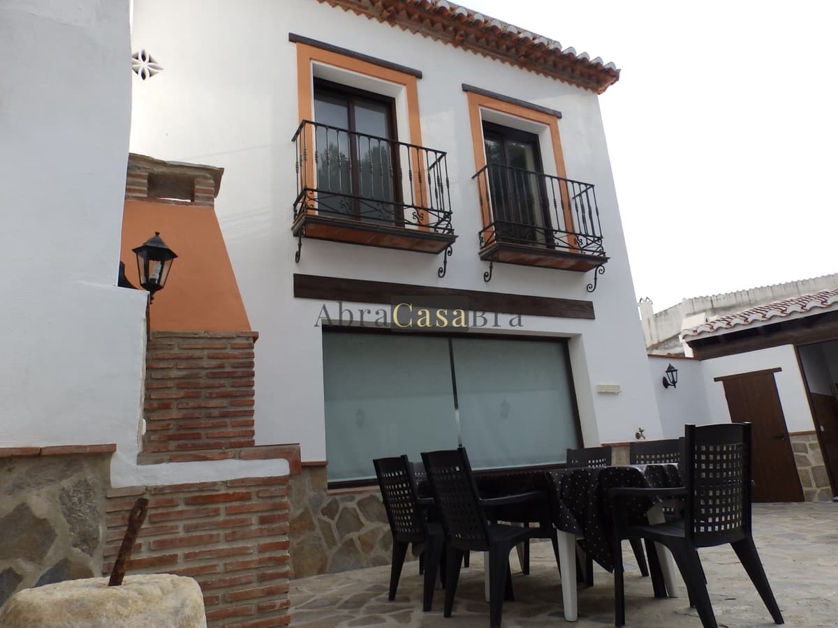 3 chambre Maison de Ville à vendre à Salares avec piscine - 209 000 € (Ref: 8410822)