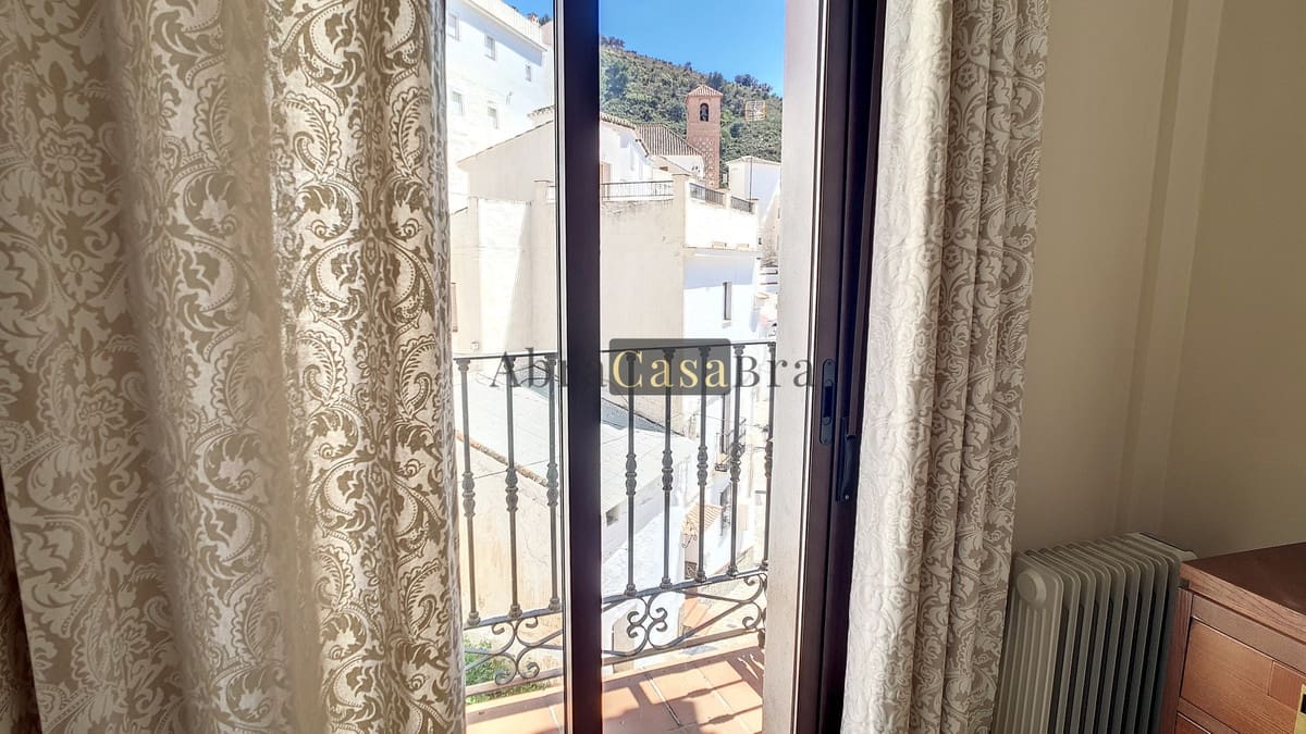 3 chambre Maison de Ville à vendre à Salares avec piscine - 209 000 € (Ref: 8410822)