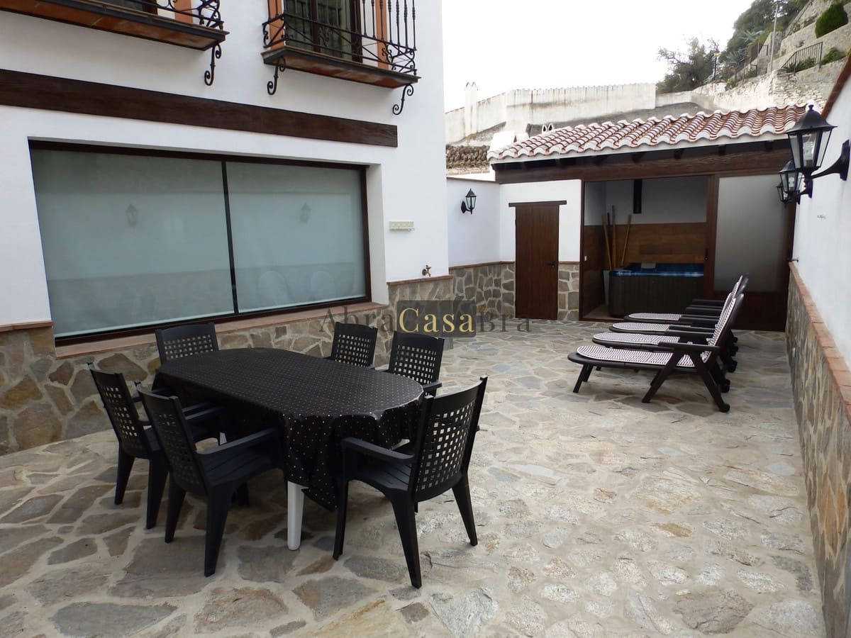 3 chambre Maison de Ville à vendre à Salares avec piscine - 209 000 € (Ref: 8410822)