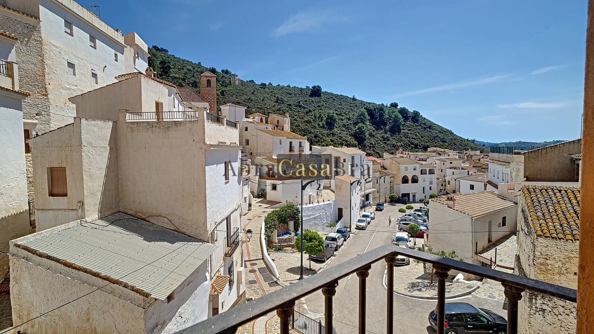 3 chambre Maison de Ville à vendre à Salares avec piscine - 209 000 € (Ref: 8410822)