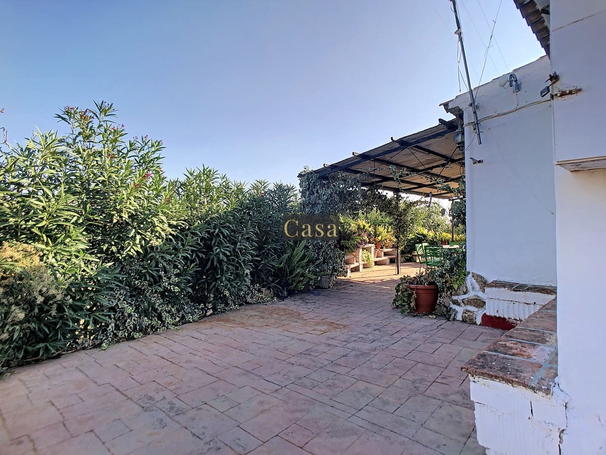 3 chambre Finca/Maison de Campagne à vendre à Sedella avec piscine garage - 225 000 € (Ref: 8410831)