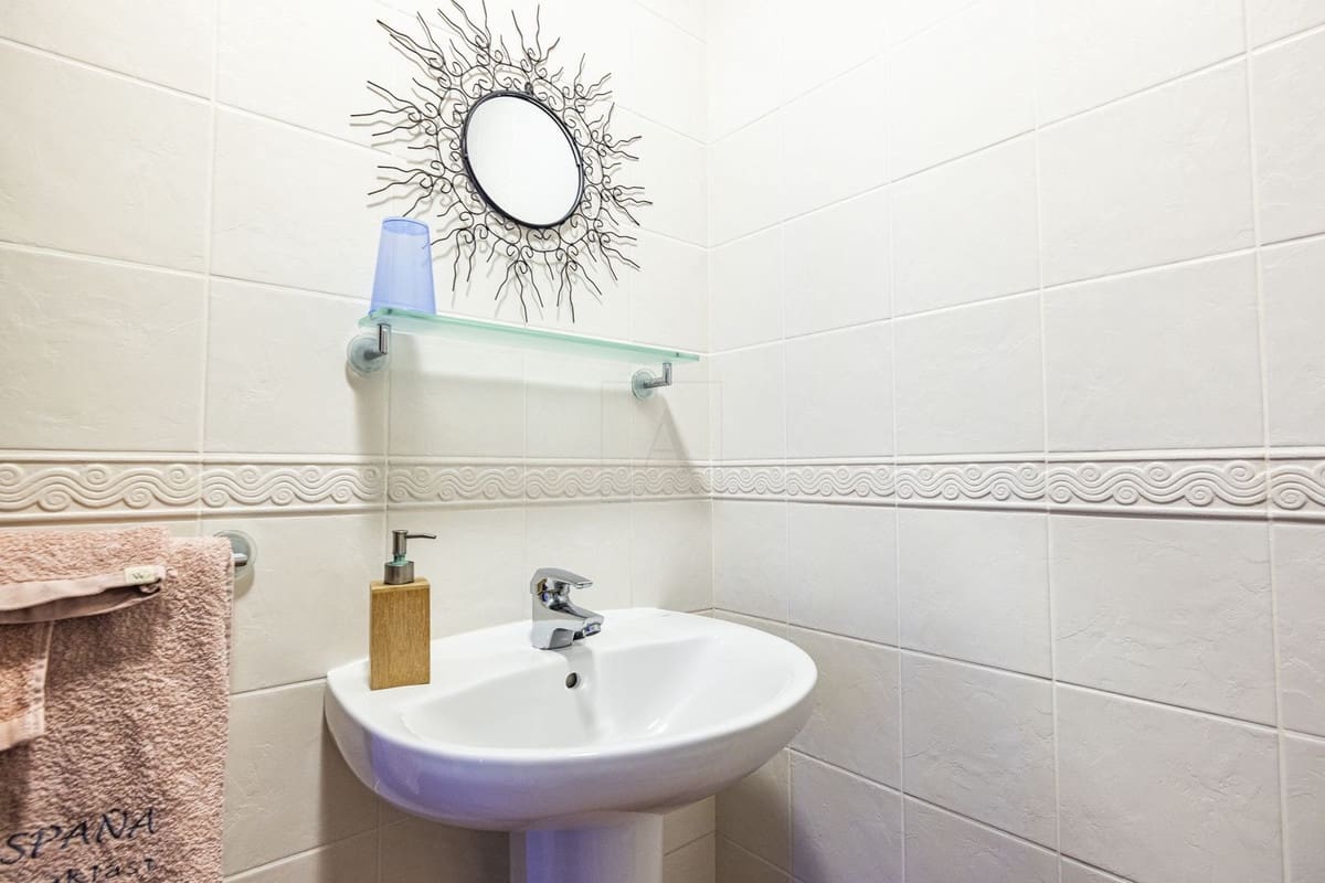 8 sovrum Villa till salu i Comares med pool garage - 490 000 € (Ref: 8416613)