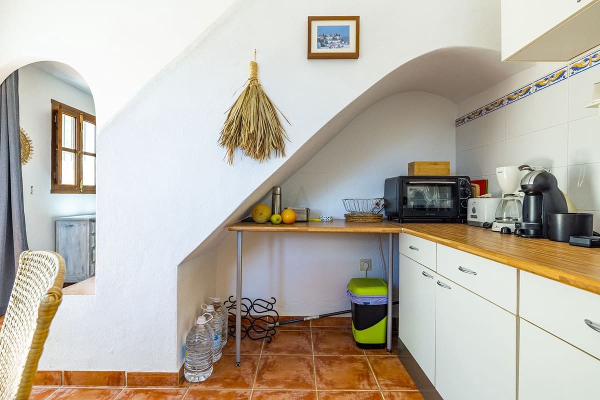 8 sovrum Villa till salu i Comares med pool garage - 490 000 € (Ref: 8416613)